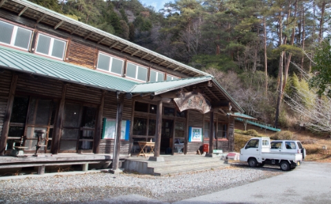 森林生態学習館